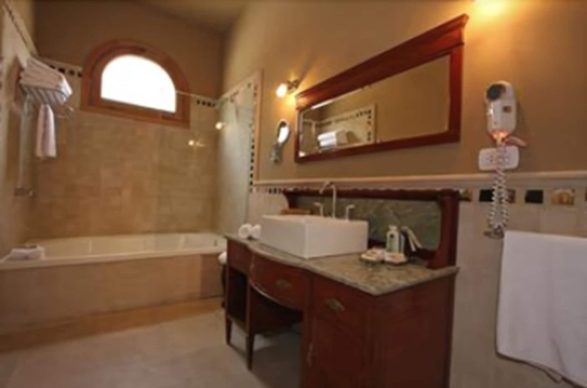 Kkala Boutique Hotel Сальта Екстер'єр фото